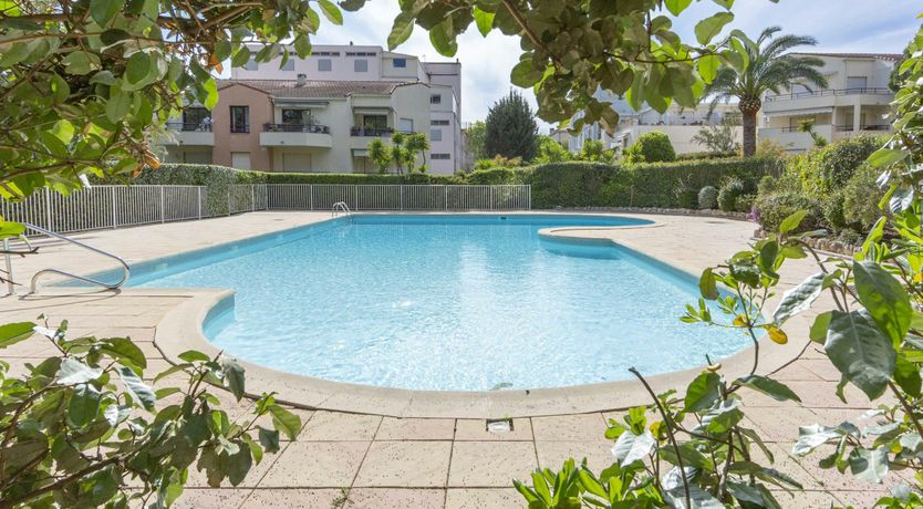 Photo of Classic Riviera