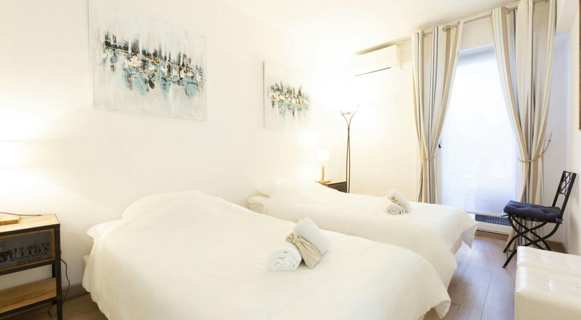 Photo of Classic Riviera