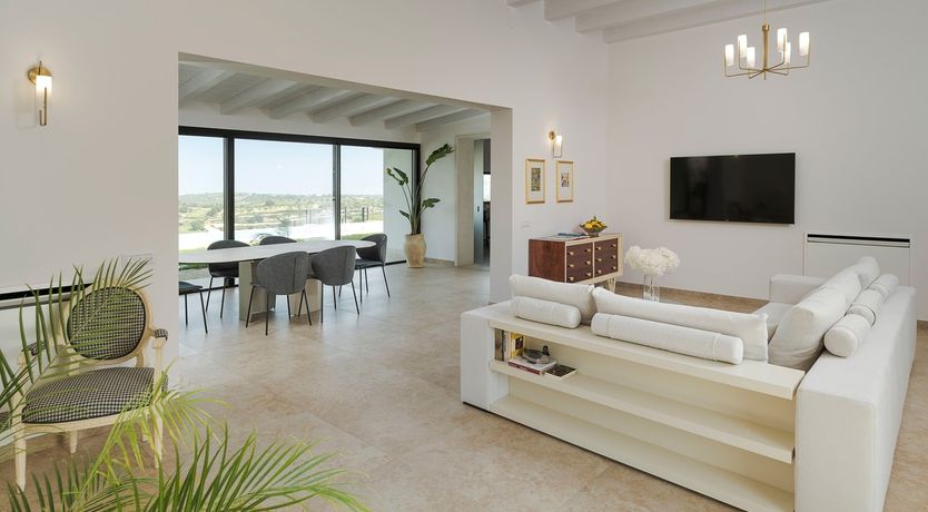 Photo of Rosolini Treasure