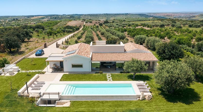 Photo of Rosolini Treasure