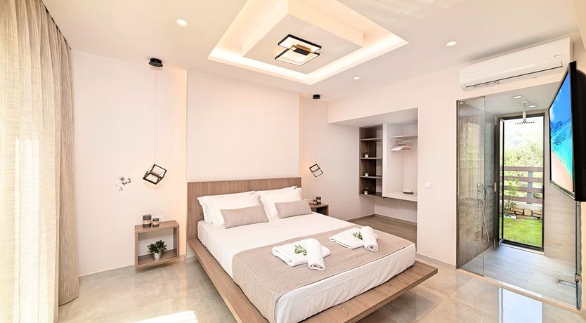 Photo of Cretan Lakeside Villa