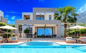 Photo of Cretan Lakeside Villa