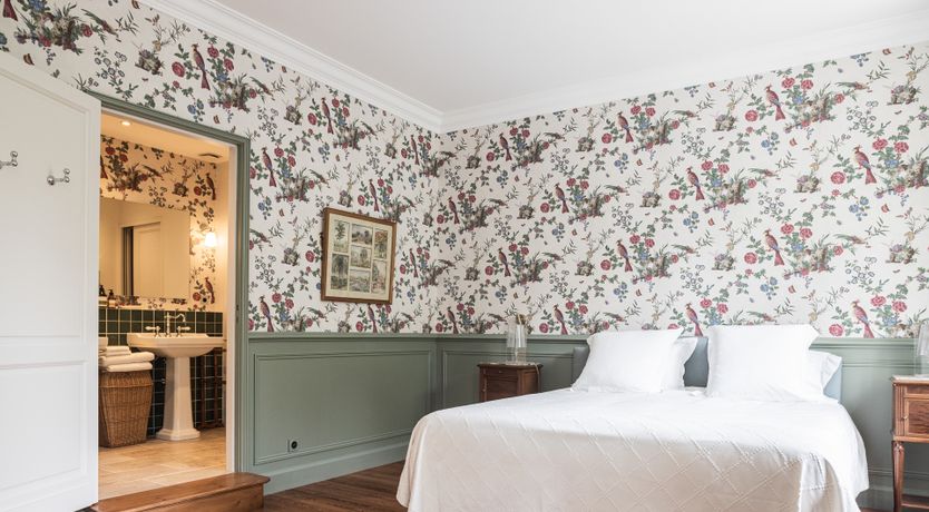 Photo of French Jewel