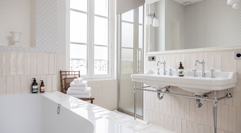 Photo of French Jewel