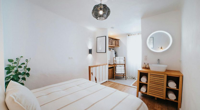 Photo of The Riviera's Gem