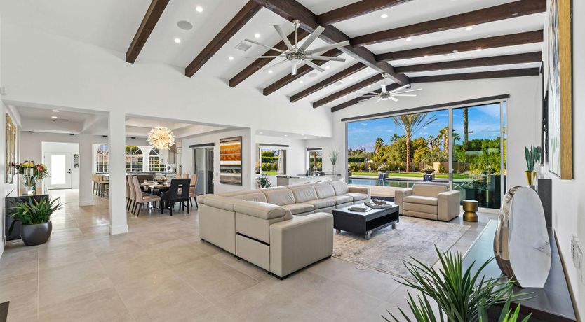 Photo of Crimson Retreat