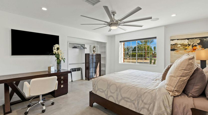 Photo of Crimson Retreat