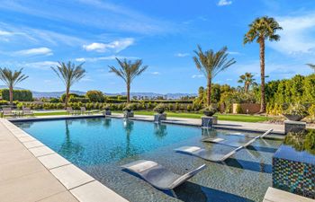 Crimson Retreat Holiday Home