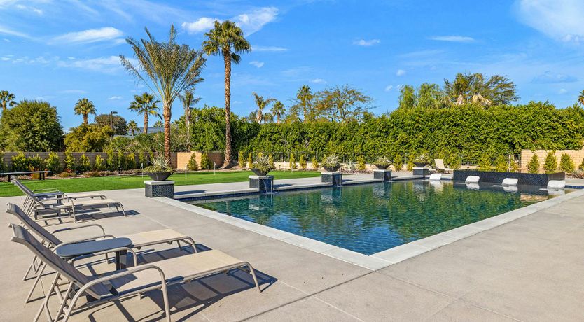 Photo of Crimson Retreat