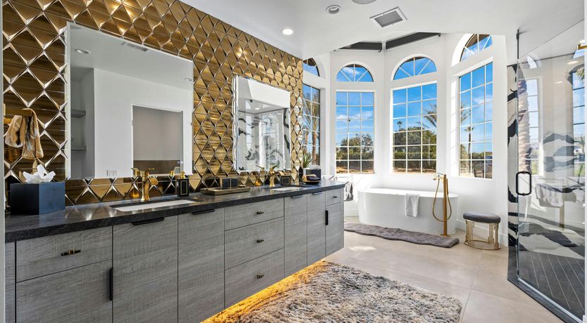 Photo of Crimson Retreat