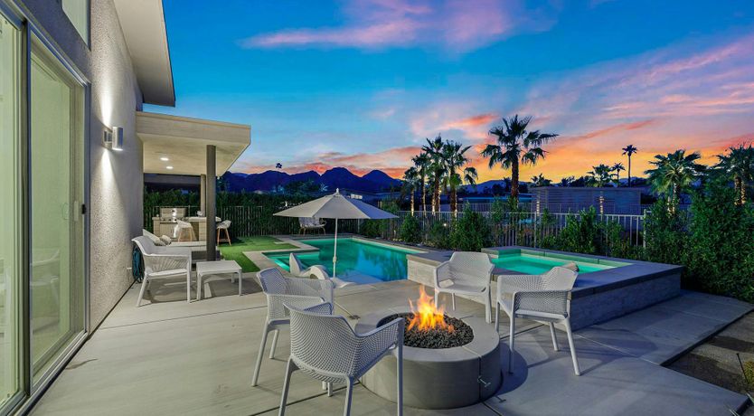 Photo of Desert Modernity