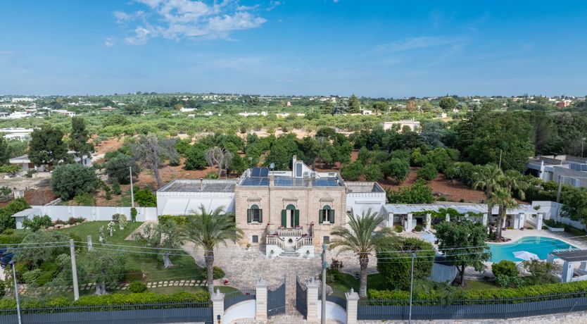 Photo of Coast & Character