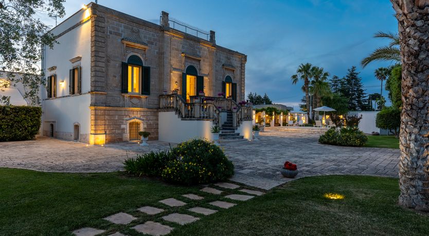 Photo of Coast & Character