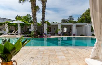 Coast & Character Holiday Home