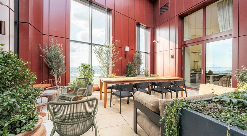 Photo of The East End View