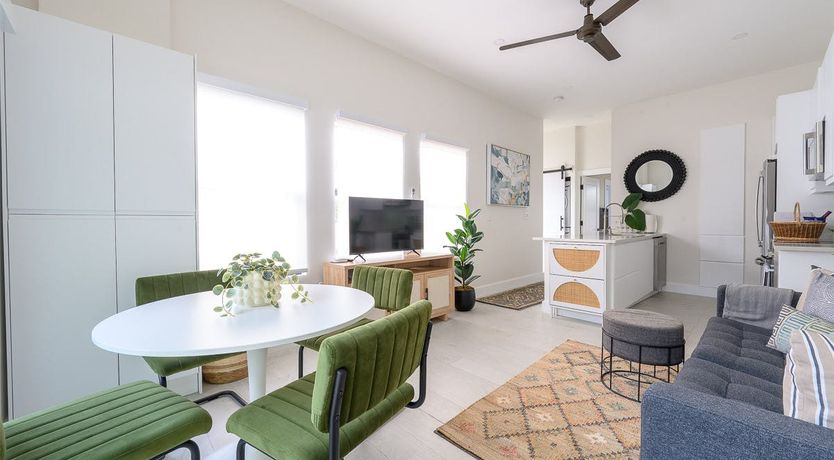 Photo of Oceanic Dawn