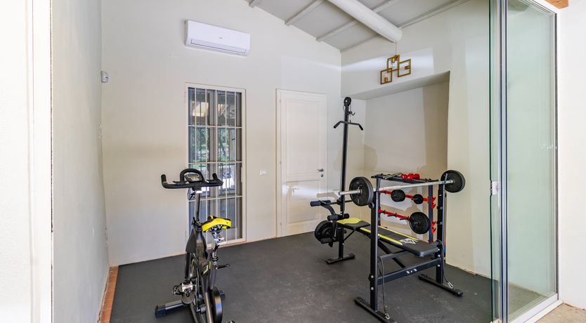 Photo of Arezzo Window