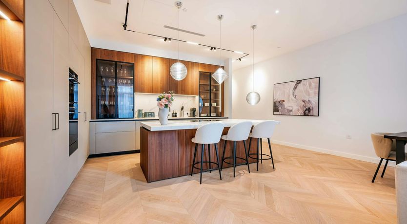 Photo of Silver & Serenity