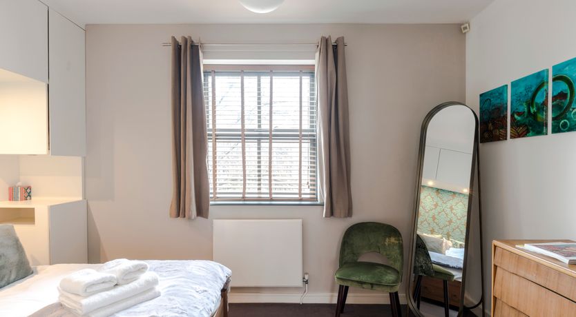 Photo of Neon Melody