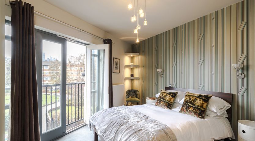 Photo of Neon Melody