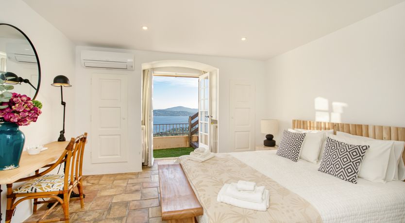 Photo of The Gulf Jewel