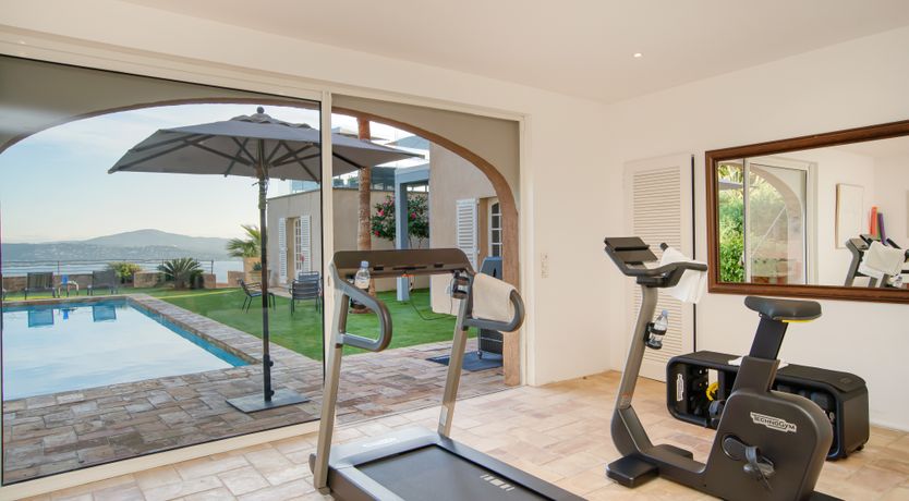 Photo of The Gulf Jewel