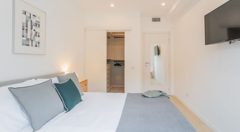 Photo of Central & White