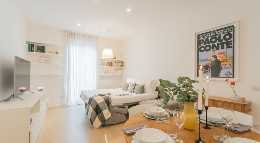 Photo of Central & White