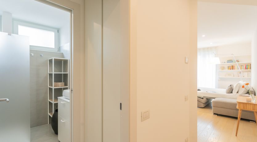 Photo of Central & White