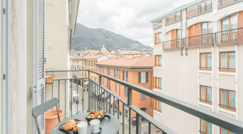 Photo of Central & White