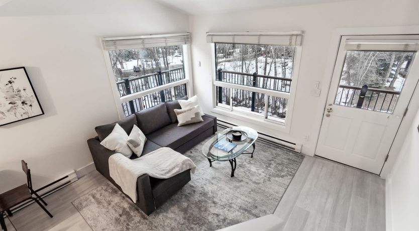 Photo of Quartzite Oasis