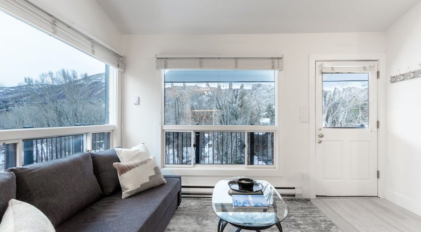 Photo of Quartzite Oasis