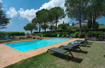 Rustic Wonder Holiday Home