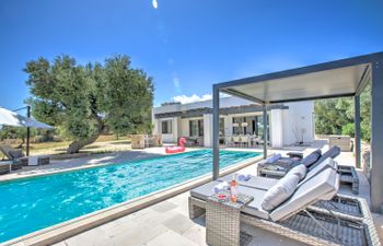 A Coastal Village Holiday Home