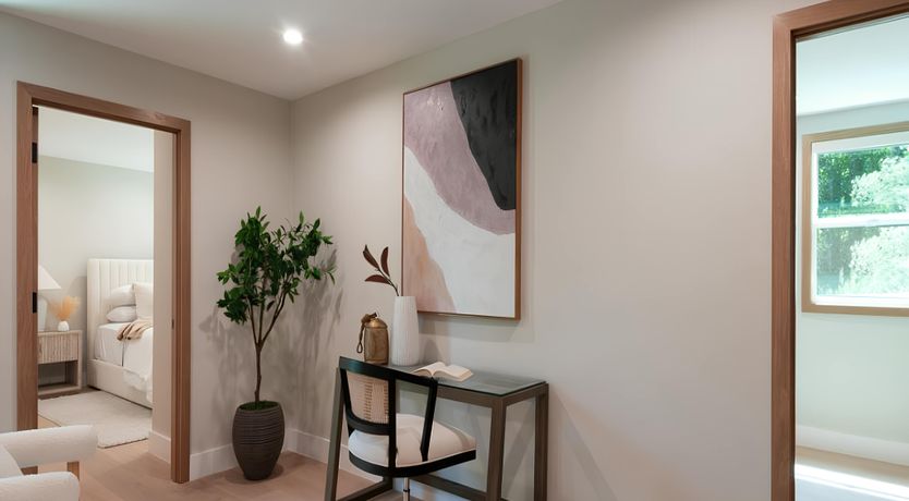 Photo of Studio City Sun