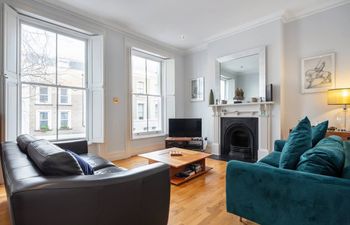 Rooftop Dream Holiday Home