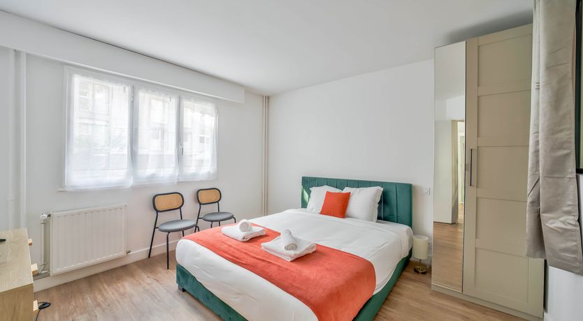 Photo of An Eiffel Walk