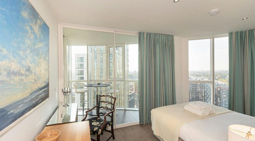 Photo of Thames Heights
