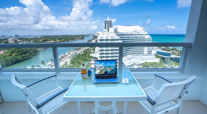 Photo of Lapis Luxury