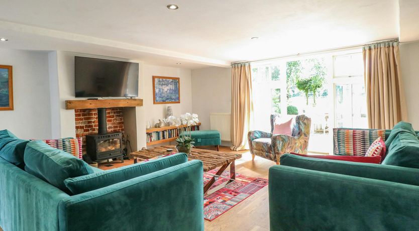 Photo of Ivy & Crimson