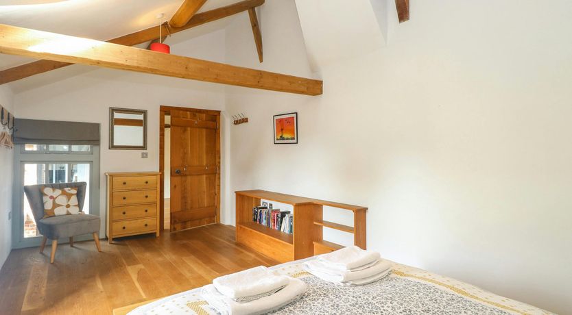 Photo of Ivy & Crimson