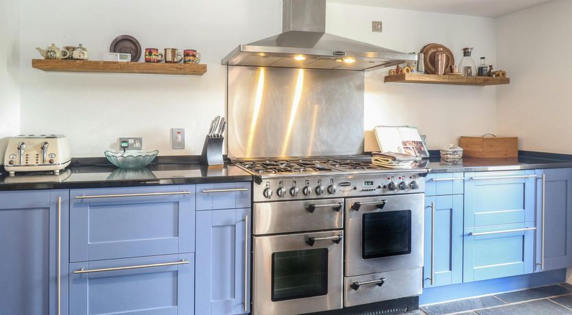 Photo of Ivy & Crimson