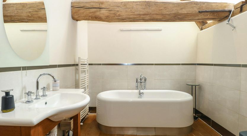 Photo of Ivy & Crimson