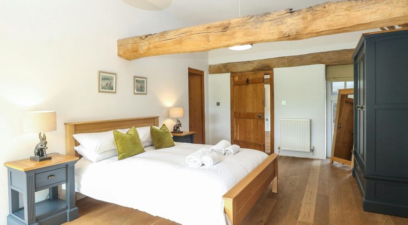 Photo of Ivy & Crimson