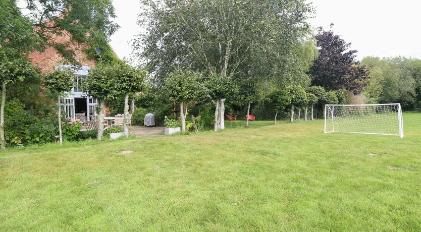 Photo of Ivy & Crimson