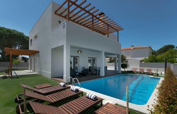 Jamaica Rose Holiday Home