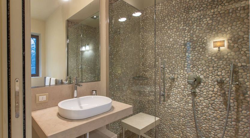 Photo of Archipelago Aura