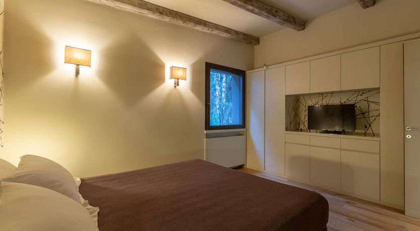 Photo of Archipelago Aura