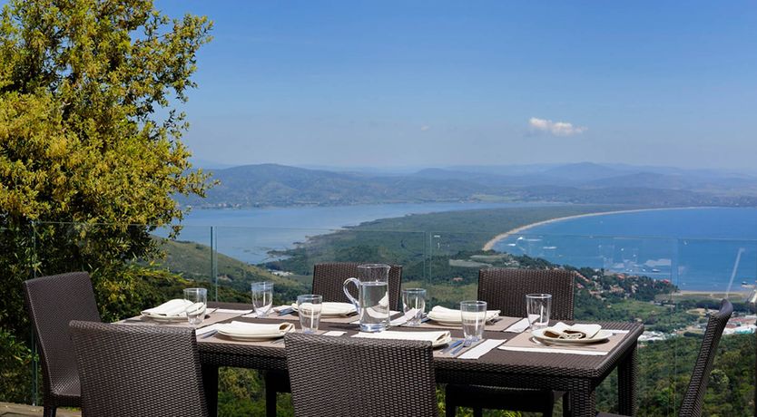 Photo of Archipelago Aura