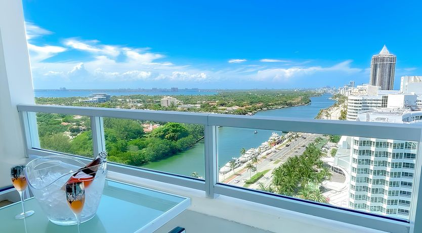 Photo of Lapis Lagoon